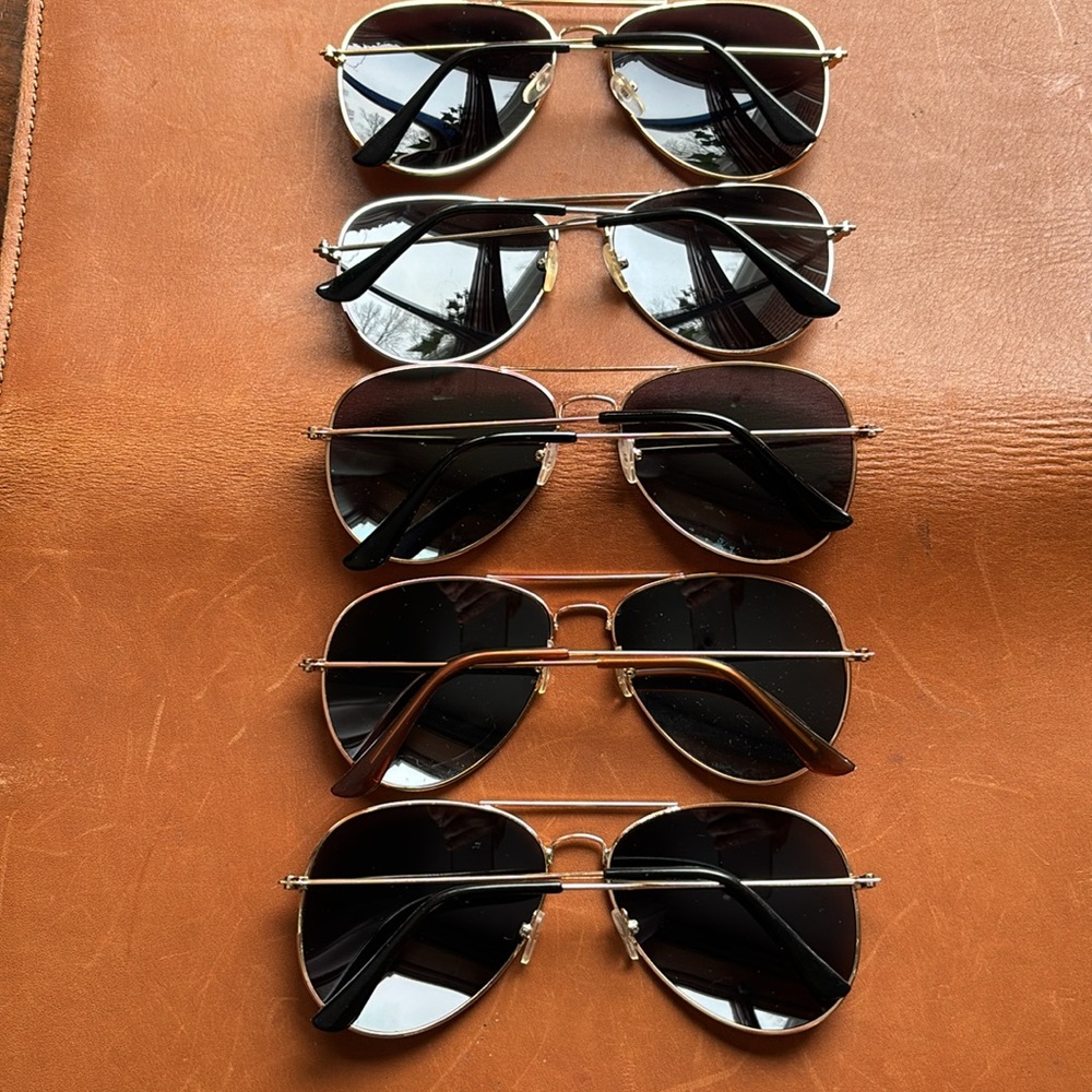 5 Pairs of NEW CHEAP SUNGLASSES - Picture 7 of 7